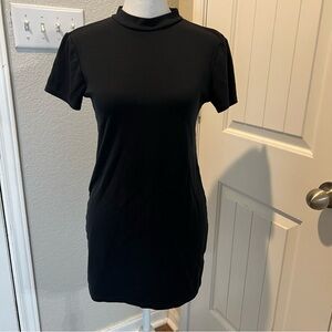 Blue Steel Black Mock Neck Short Sleeve open back 
Dress M